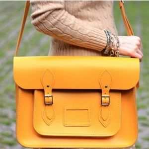 NWOT 14in Cambridge Satchel Company Mustard Bag